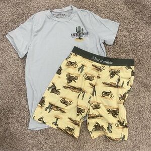 Abercrombie boys PJ set size 15/16 (XL)